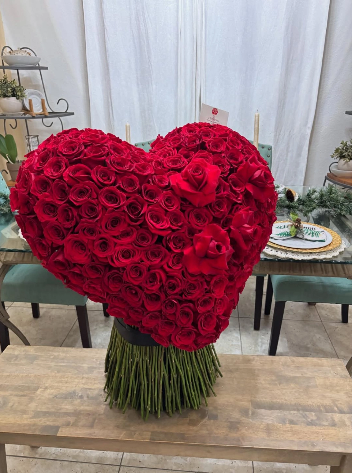 200Lü Kalp Desenli Güller