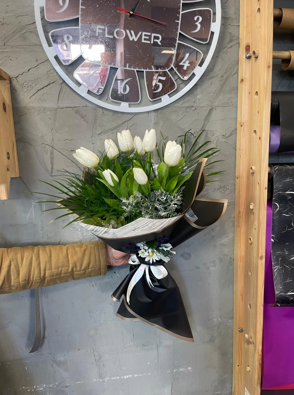 Beyaz Lalelerin Asaleti