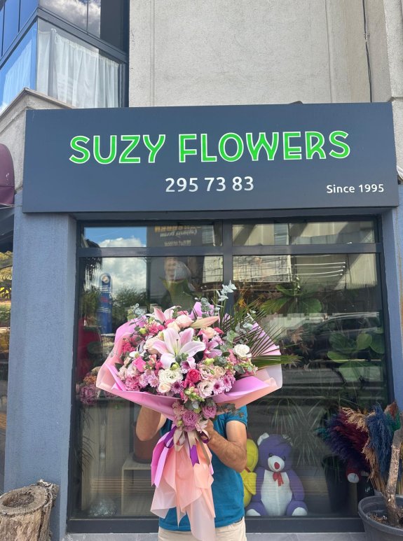 Li̇lyum Gül Renkli̇ Kasimpati Buketi̇