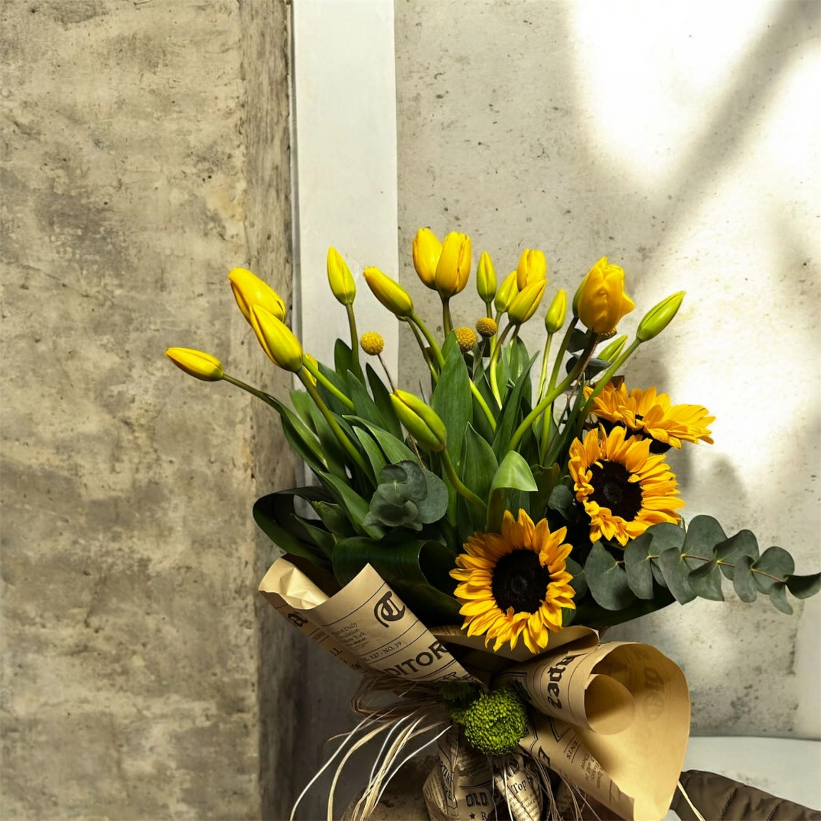 Sari Bahar Buketi̇ 19 Adet Sarı Lale